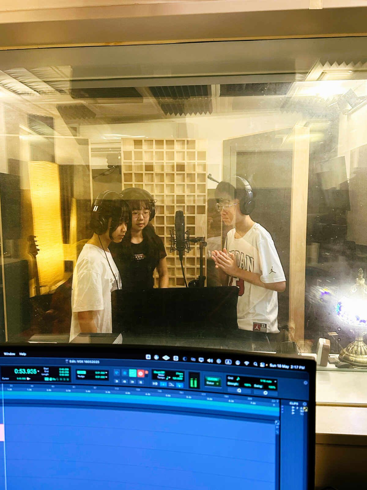 配唱 · 主音錄音 Booth